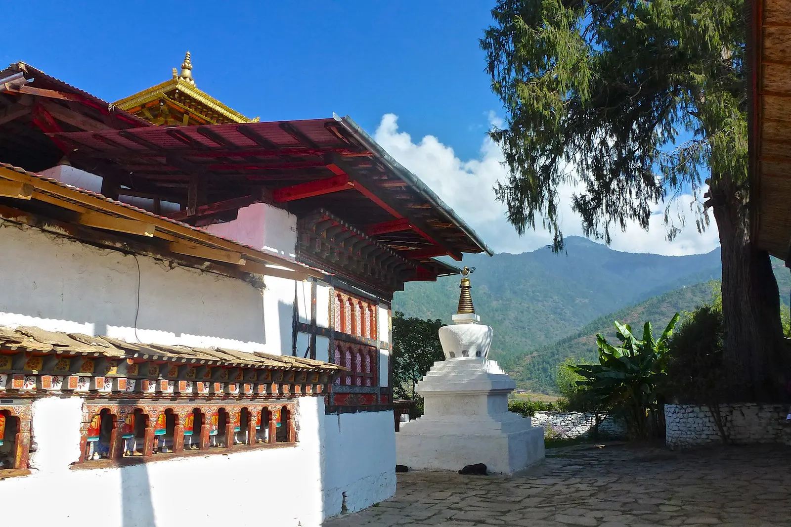 Kichu Lakhang Kloster in Paro