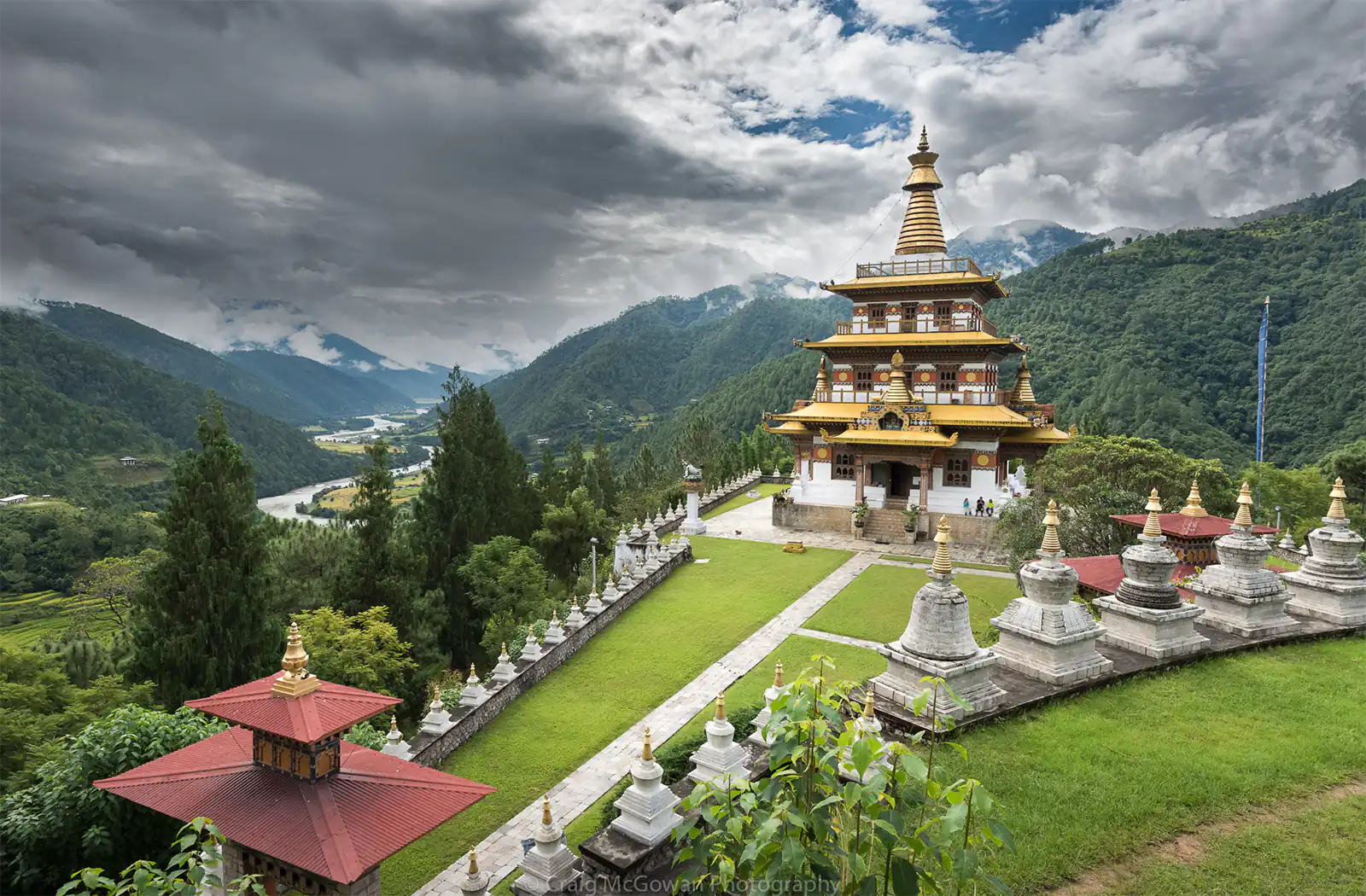 Khamsum Yulley Namgyal Chorten was commissioned by the Queen's mother