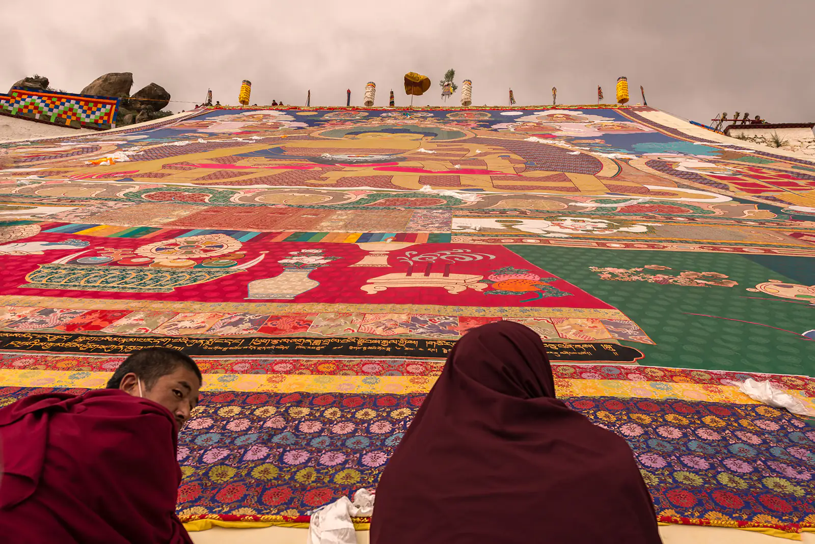 The prelude of the Shoton Festival is the Buddha exhibition in Drepung Monastery