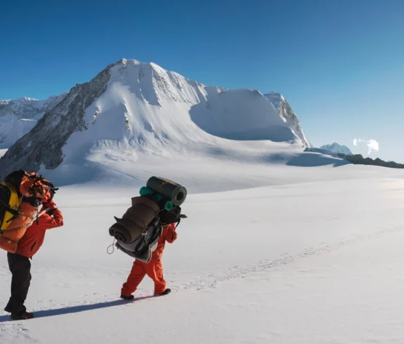 Sherpani Col Pass Trekking