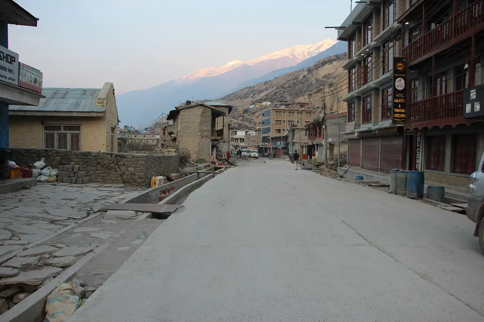 Jomsom Bazar - You will see this bazar during Muktinath Tour
