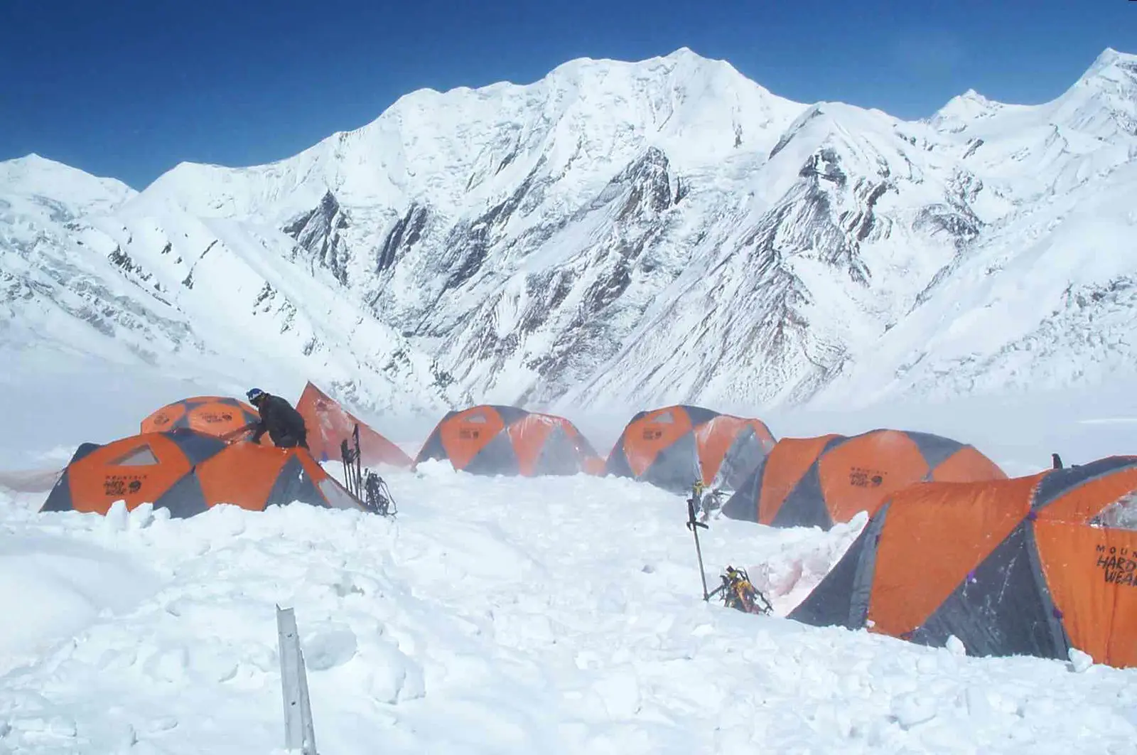 Campa Turas-rannsachaidh Dhaulagiri 2