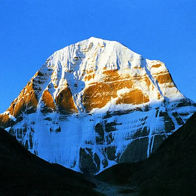 Dirapuk, Tibet: A Himalayan Sanctuary for Pilgrims and Adventurers