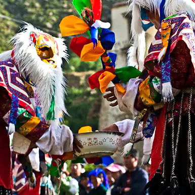 Shoton Festival: A Vibrant Celebration of Tibetan Culture & Spirituality in Lhasa