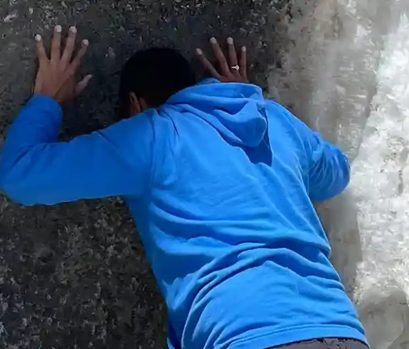 Charan Sparsh Touch Kailash feet
