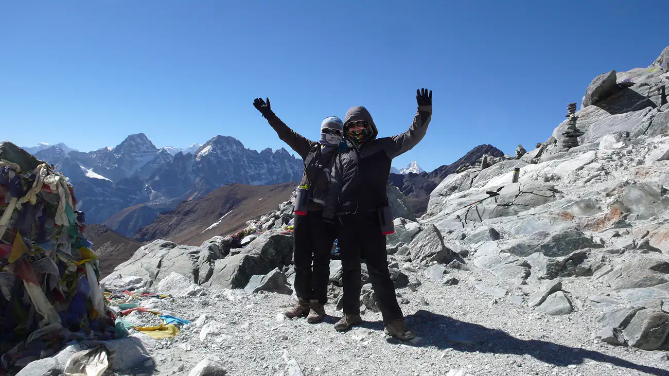 Happy Trekkers at Chola Pass