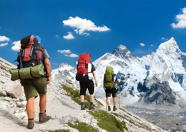 ebc-trekkers-nepal
