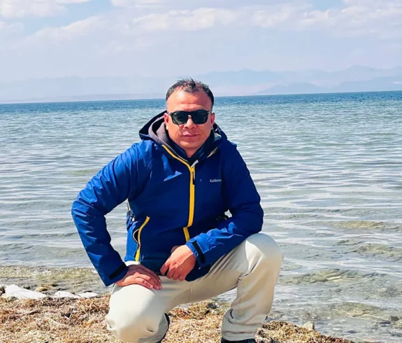 Lake Mansarovar Pradip