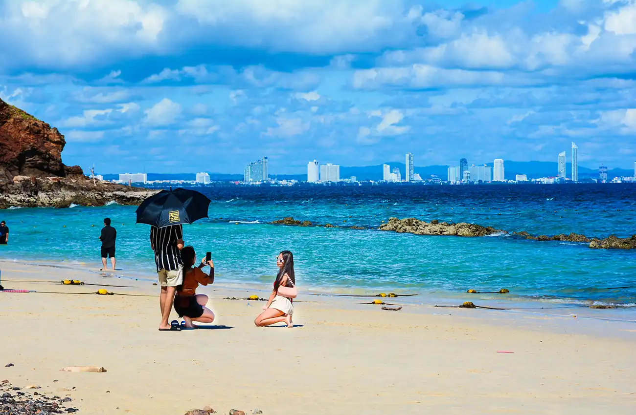 Coral Island Scene
