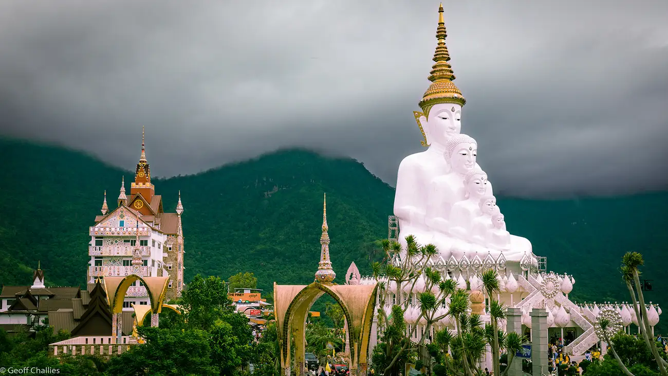 Wat Phra Thart Pha Kaew
