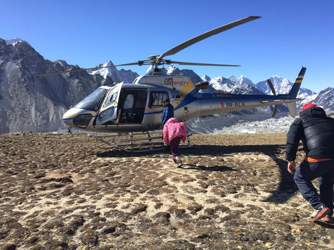 Private Everest helicopter landing at Kala Patthar during Nepal Luxury Tour Planning, offering exclusive Himalayan access with panoramic mountain views.