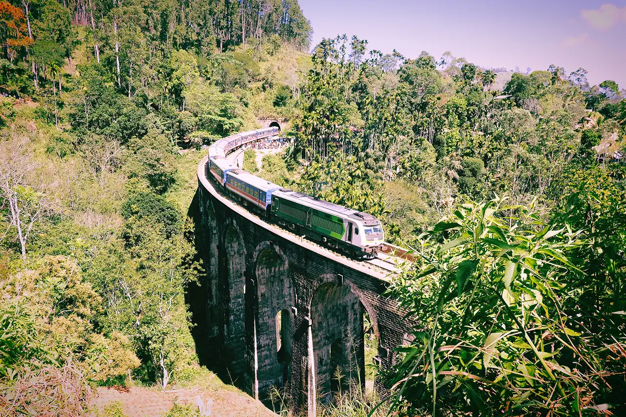 Discovering the Iconic Nine Arch Bridge in Sri Lanka