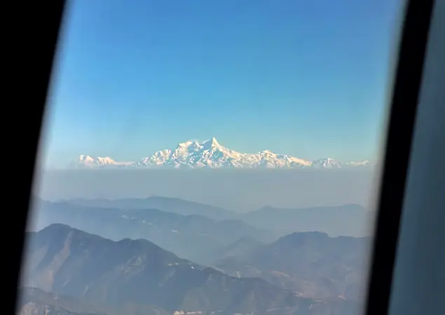 Everset Mountain Flight